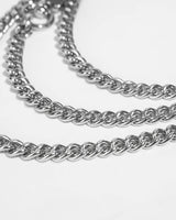 SM Supplies silver chain collar detail, adjustable design for intimate sessions, enhancing comfort.